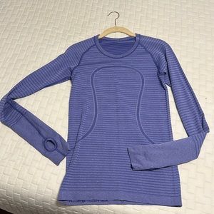 Lululemon size 6